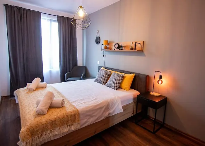 Аpartment With Free Parking